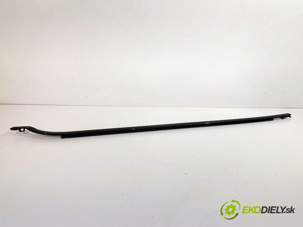 CITROEN DS5 liftback 2012 120 kW 2.0 HDi 165 1997 Lišta Sbírání: zad pravy