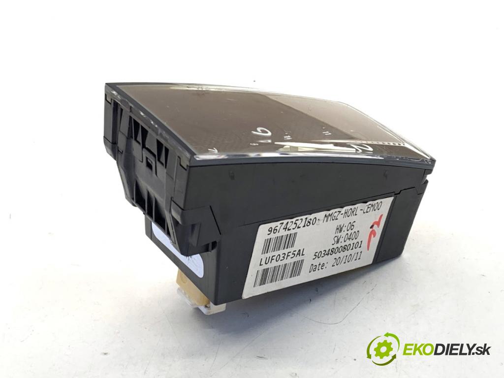 CITROEN DS5 liftback 2012 120 kW 2.0 HDi 165 1997 Displej 9674252180 (Prístrojová doska)