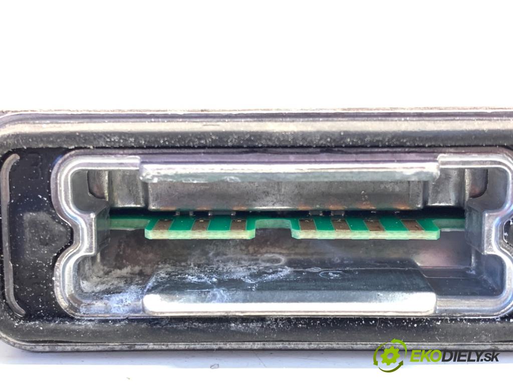 CITROEN DS5 liftback 2012 120 kW 2.0 HDi 165 1997 měnič XENON 89034934 (Řídící jednotka xenonu)