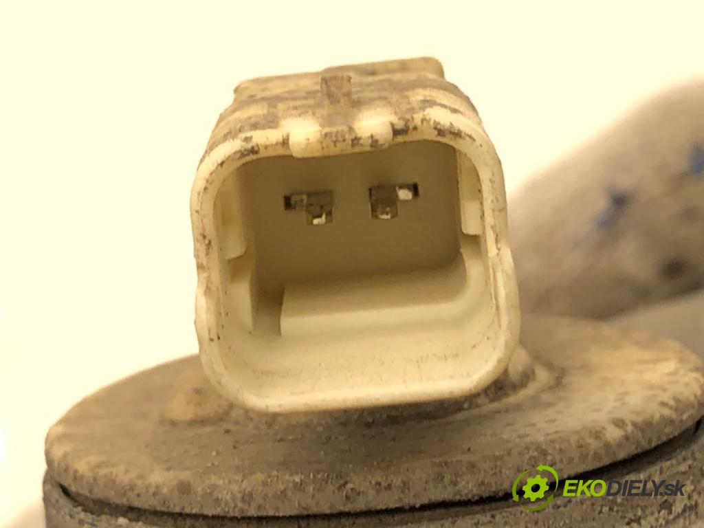 CITROEN DS5 liftback 2012 120 kW 2.0 HDi 165 1997 Svetlo nárazníka zad pravá hmlové 9672294080