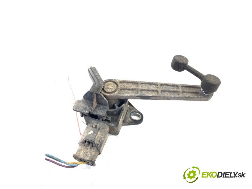 CITROEN DS5 liftback 2012 120 kW 2.0 HDi 165 1997 Snímač XENON zad pravy 9663453280