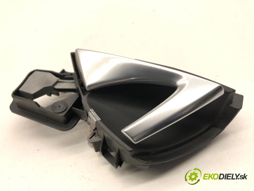 CITROEN DS5 liftback 2012 120 kW 2.0 HDi 165 1997 klika vnitřní pravý zadní část 9688506377