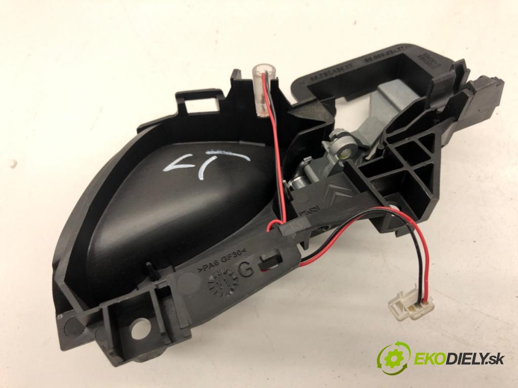 CITROEN DS5 liftback 2012 120 kW 2.0 HDi 165 1997 klika vnitřní levý zadní část 9688503477