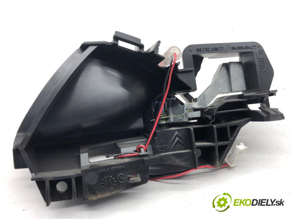 CITROEN DS5 liftback 2012 120 kW 2.0 HDi 165 1997 klika vnitřní levý přední část 9688503477