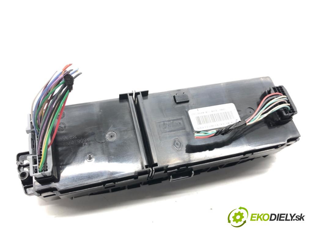 RENAULT MEGANE III liftback 2015 70 kW 1.5 dCi (BZ1G, BZ1W, BZ0R) 1461 Panel ovládania kúrenia 275103596R (Prepínacie páčky pod volantom)