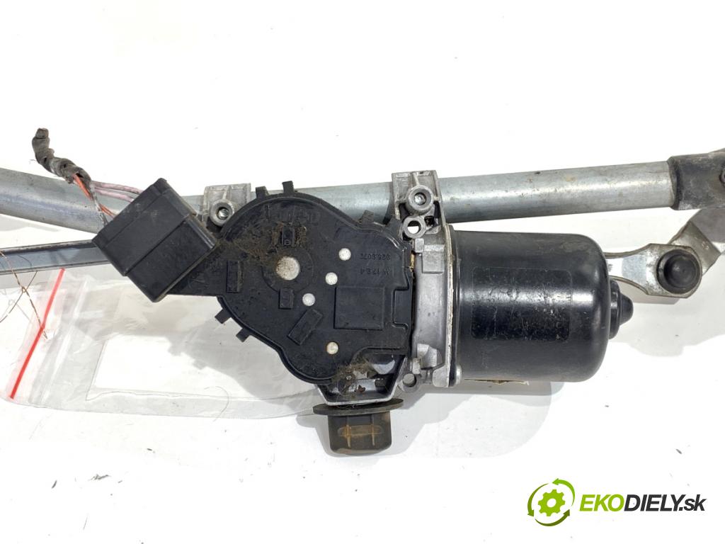 RENAULT MEGANE III liftback 2015 70 kW 1.5 dCi (BZ1G, BZ1W, BZ0R) 1461 Mechanizmus stieračov predný  (Motorček stieračov predný)