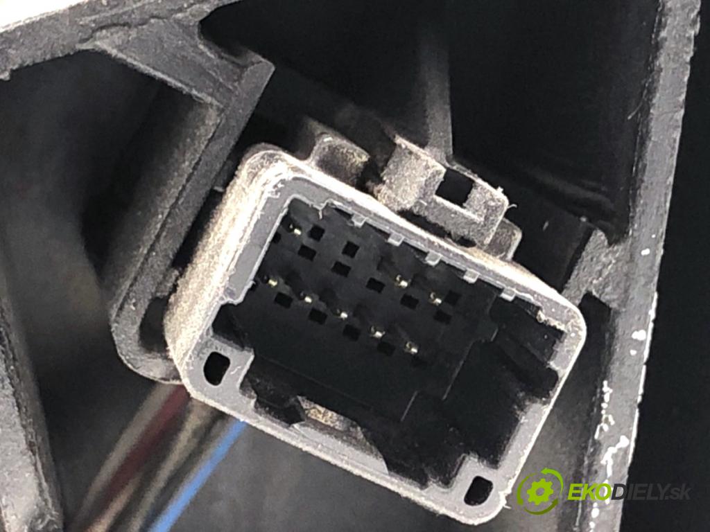 RENAULT MEGANE III liftback 2015 70 kW 1.5 dCi (BZ1G, BZ1W, BZ0R) 1461 zpětné zrcátko pravý