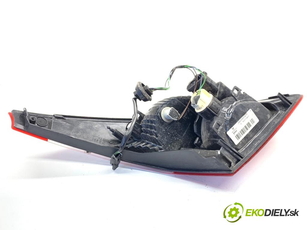 RENAULT MEGANE III liftback 2015 70 kW 1.5 dCi (BZ1G, BZ1W, BZ0R) 1461 světlo zadní část pravá vnitřní 265500147R (Klika dveří ostatní)