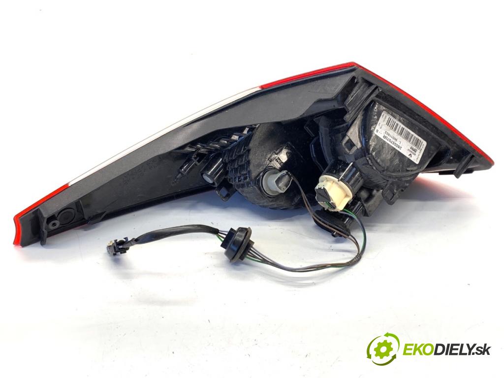 RENAULT MEGANE III liftback 2015 70 kW 1.5 dCi (BZ1G, BZ1W, BZ0R) 1461 světlo zadní část levá strana vnitřní 265557070R (Klika dveří ostatní)