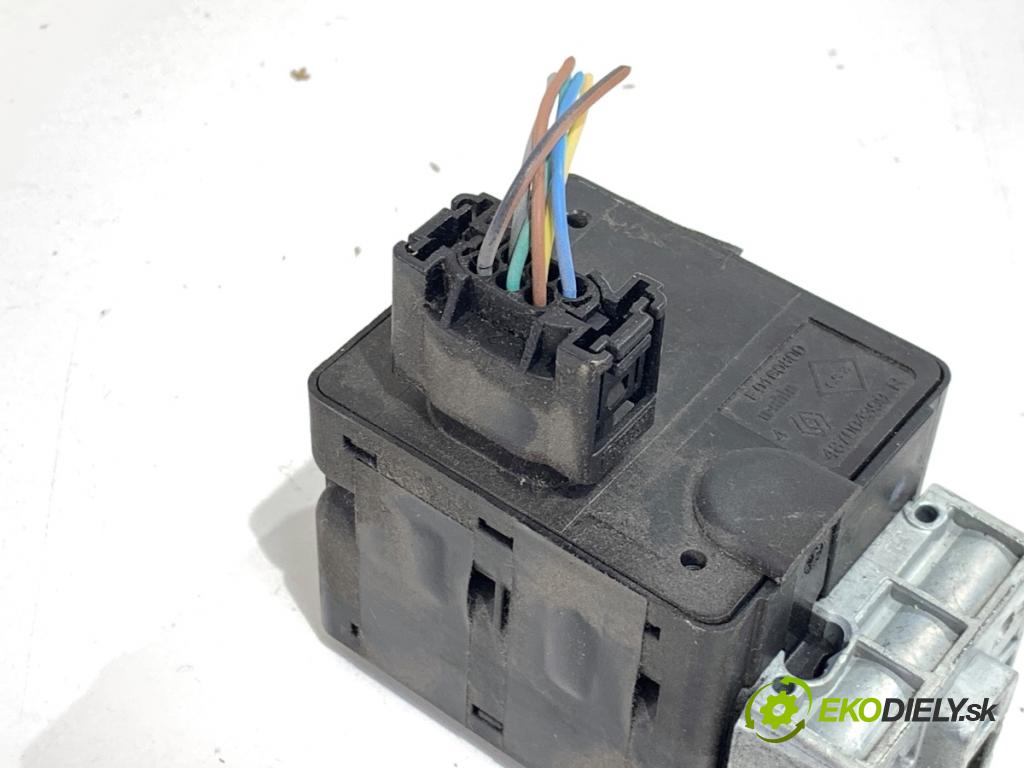 RENAULT MEGANE III liftback 2015 70 kW 1.5 dCi (BZ1G, BZ1W, BZ0R) 1461 blokáda volantu 487004399R (Řízení ostatní)