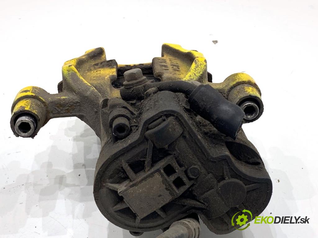 SEAT LEON III liftback 2017 132 kW 1.8 TSI 1798 Brzdič strmeň pravy zad