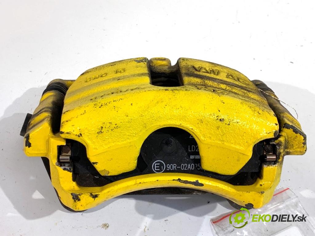 SEAT LEON III liftback 2017 132 kW 1.8 TSI 1798 Brzdič strmeň pravy predný 