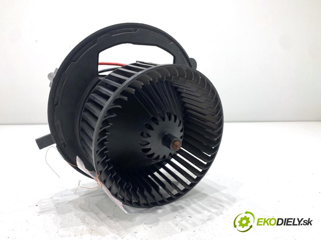 SEAT LEON III liftback 2017 132 kW 1.8 TSI 1798 ventilátor kúrenia 5Q1819021E