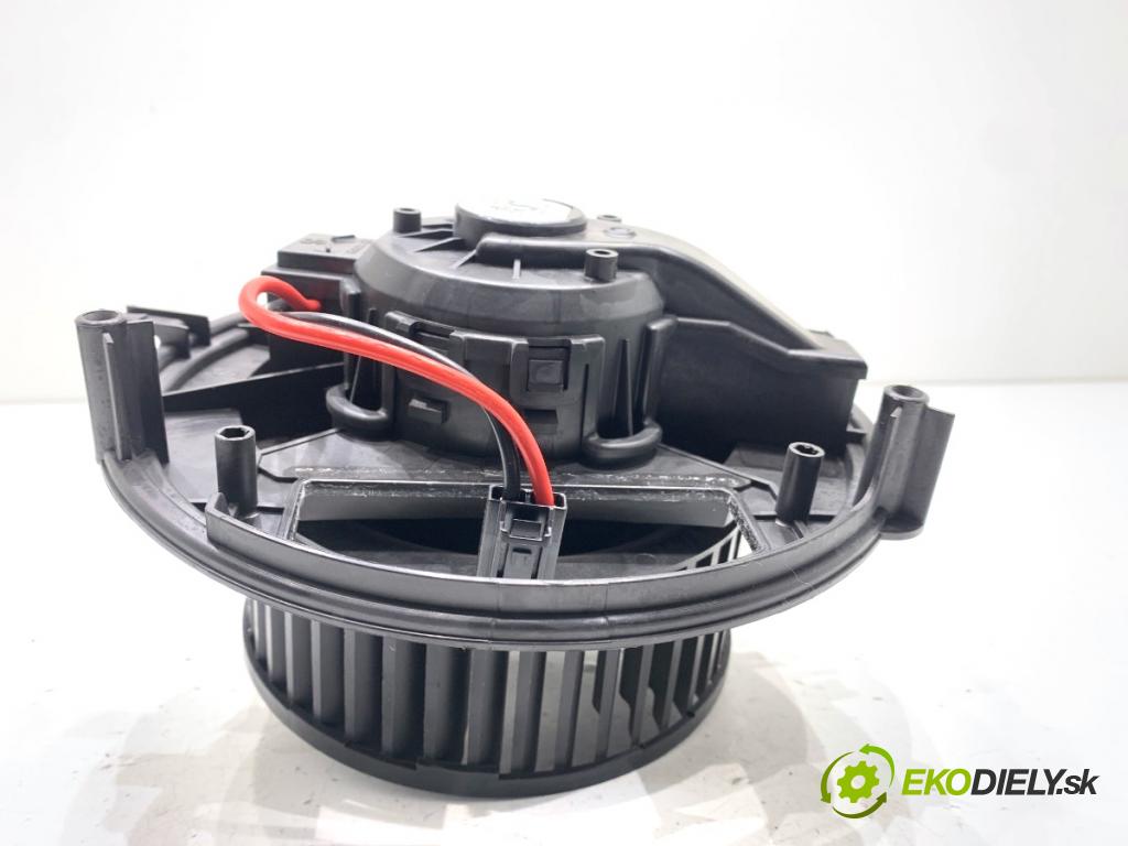 SEAT LEON III liftback 2017 132 kW 1.8 TSI 1798 ventilátor kúrenia 5Q1819021E