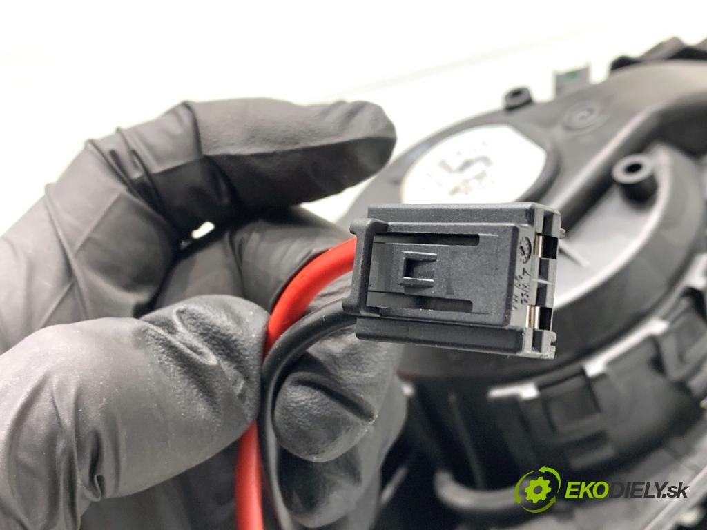 SEAT LEON III liftback 2017 132 kW 1.8 TSI 1798 ventilátor kúrenia 5Q1819021E