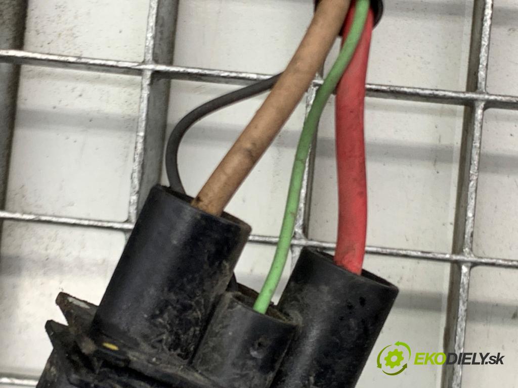 SEAT LEON III liftback 2017 132 kW 1.8 TSI 1798 Ventilátor chladiča 5Q0121205N (Ventilátor)