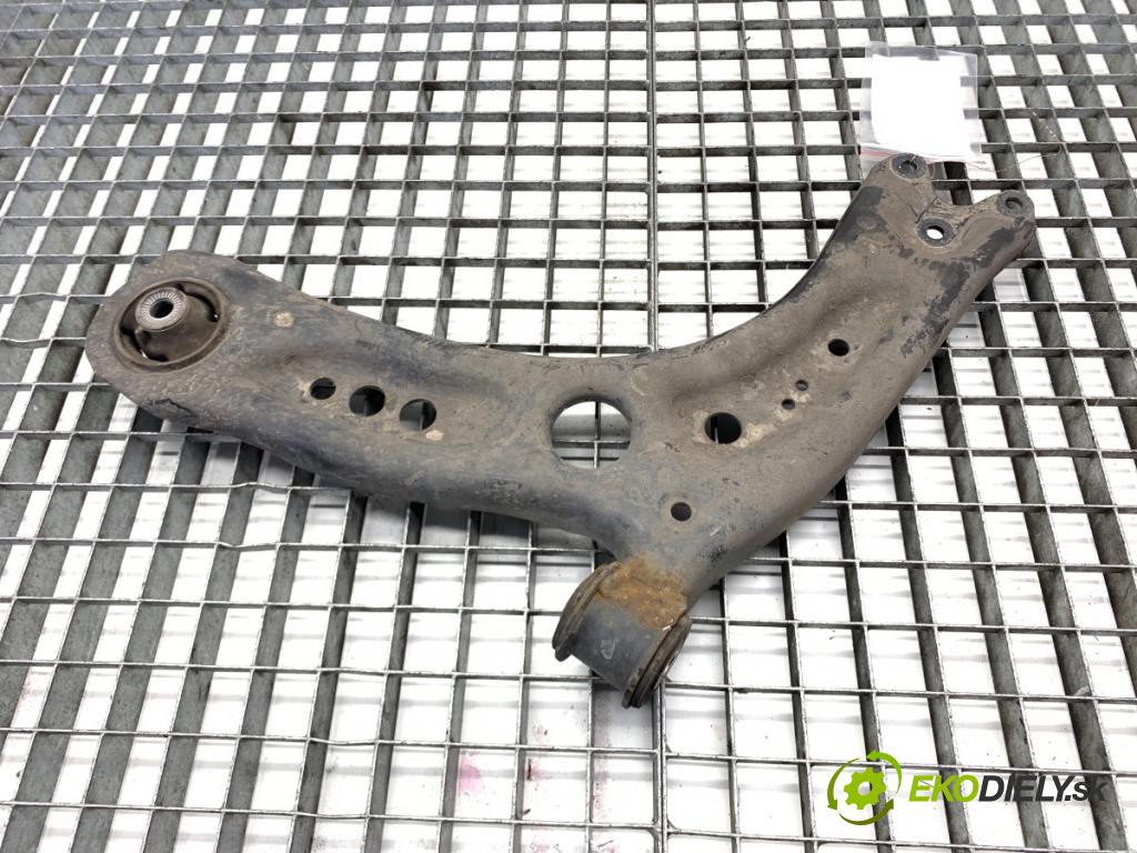 SEAT LEON III liftback 2017 132 kW 1.8 TSI 1798 Rameno ľavy predný