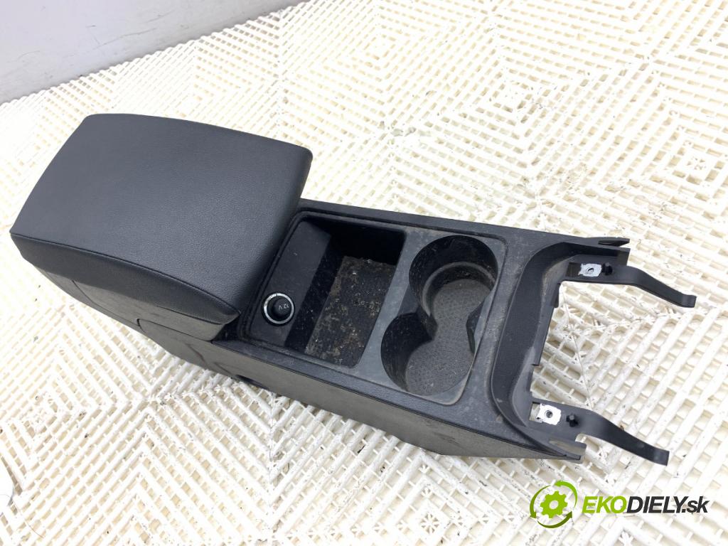 SEAT LEON III liftback 2017 132 kW 1.8 TSI 1798 Tunel středový OPĚRADLO: 5F0863243A