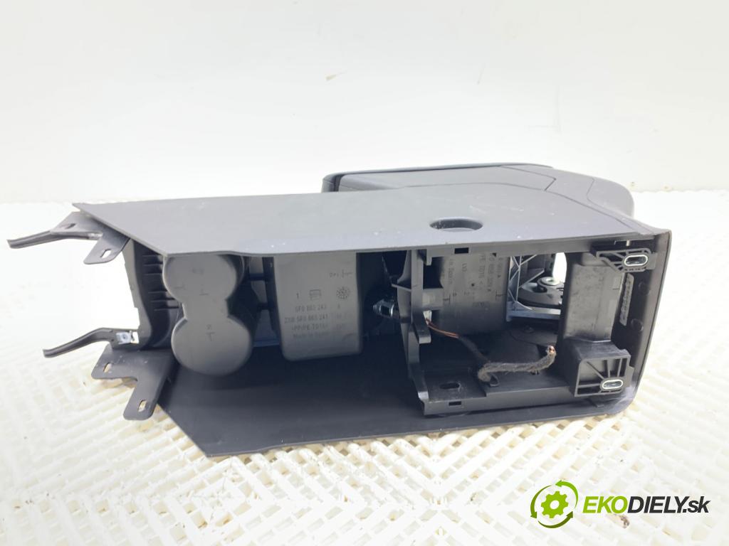 SEAT LEON III liftback 2017 132 kW 1.8 TSI 1798 Tunel středový OPĚRADLO: 5F0863243A