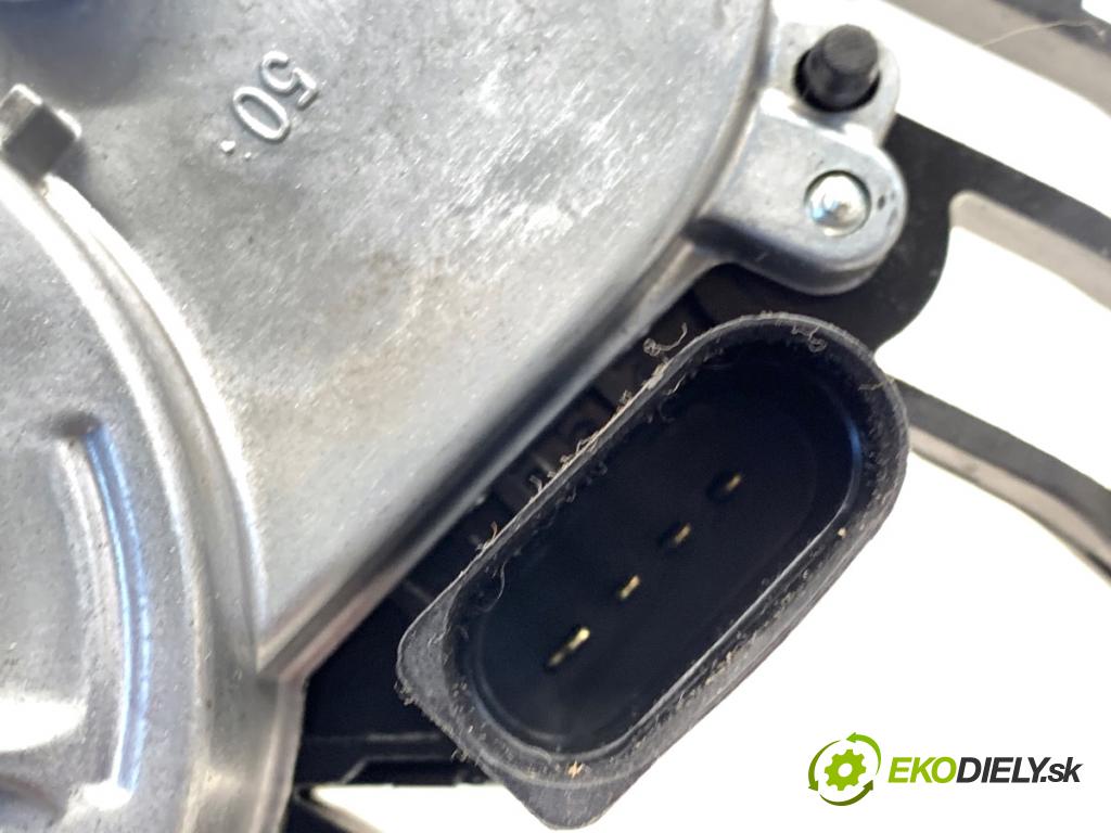 SEAT LEON III liftback 2017 132 kW 1.8 TSI 1798 motor stěračů zadní část 5F4955711A