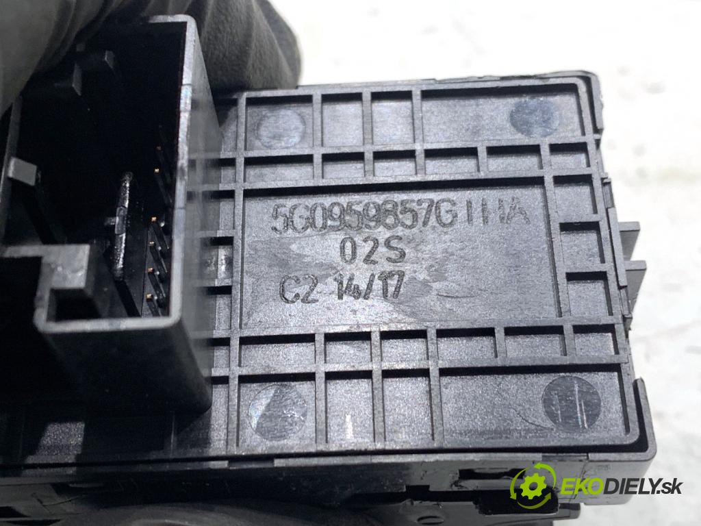 SEAT LEON III liftback 2017 132 kW 1.8 TSI 1798 Prepínač okien 5G0959857G (Prepínacie páčky pod volantom)