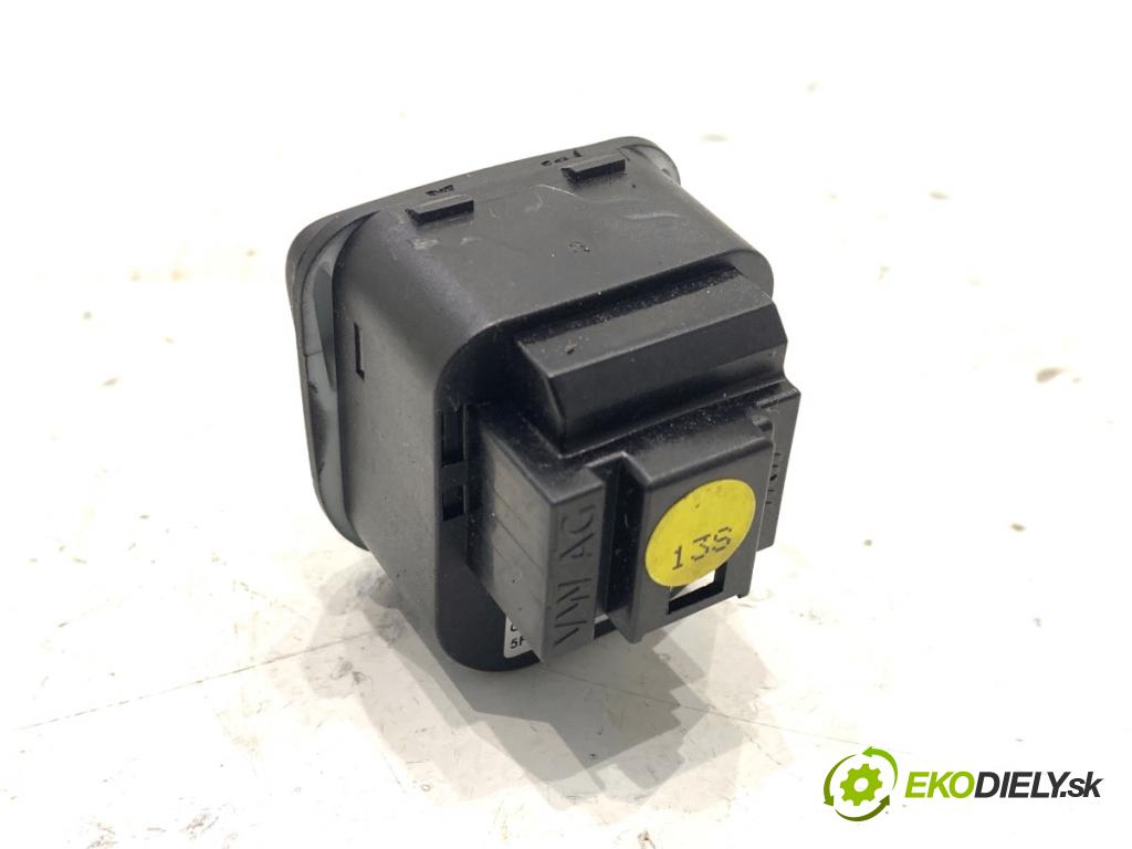 SEAT LEON III liftback 2017 132 kW 1.8 TSI 1798 přepínač nastavení zpětných zrcátek 5F0959565E (Páčky pod volantem)