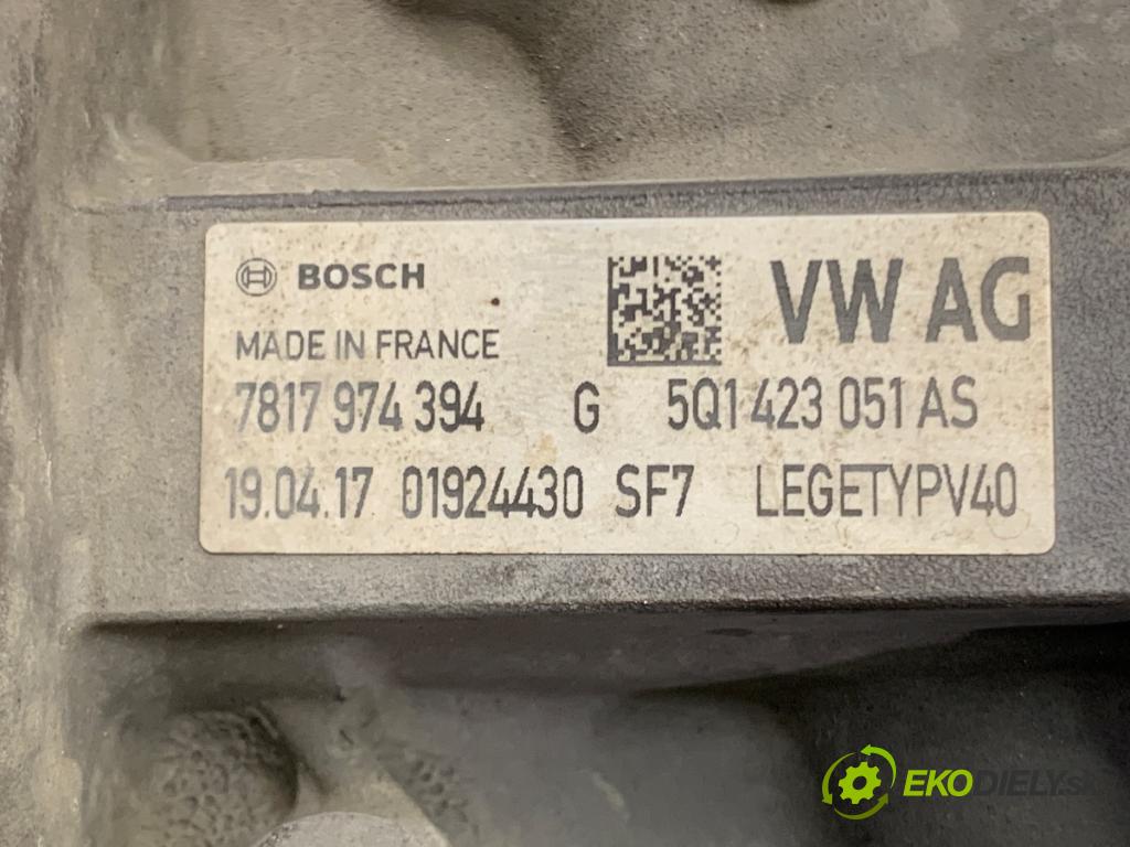 SEAT LEON III liftback 2017 132 kW 1.8 TSI 1798 řízení volantu řízení 5Q1423051AS