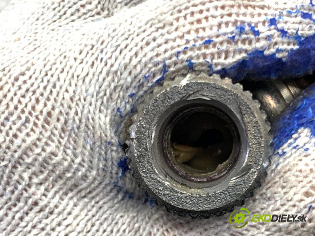 SEAT LEON III liftback 2017 132 kW 1.8 TSI 1798 Poloos ľavy predný