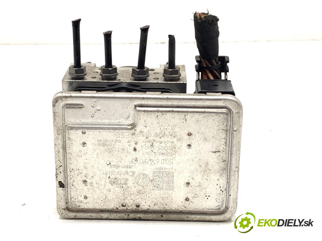 SEAT LEON III liftback 2017 132 kW 1.8 TSI 1798 pumpa ABS 5Q0614517CF (Pumpa ABS)