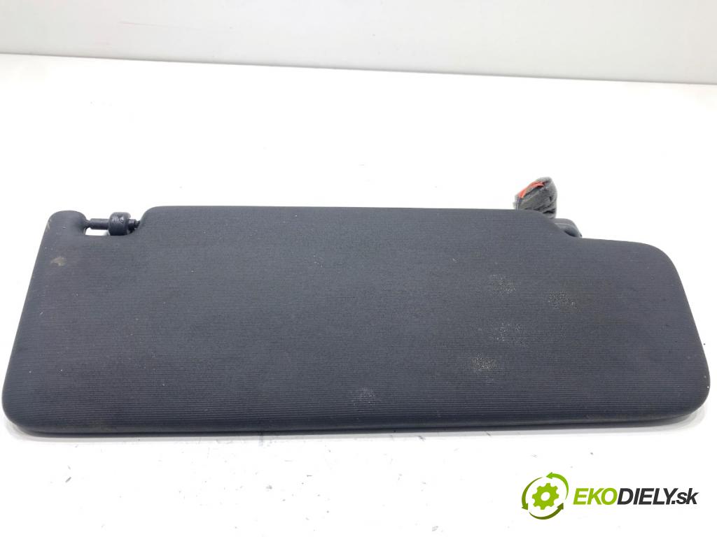 SEAT LEON III liftback 2017 132 kW 1.8 TSI 1798 clona sluneční levý