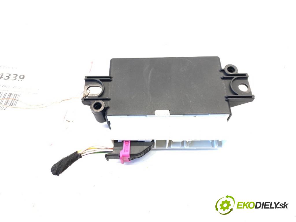 SEAT LEON III liftback 2017 132 kW 1.8 TSI 1798 modul PDC 5QA919294A (Řídící jednotka ostatní)