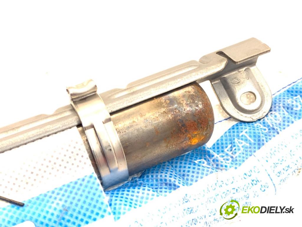 SEAT LEON III liftback 2017 132 kW 1.8 TSI 1798 stropní pravý 5F4880742