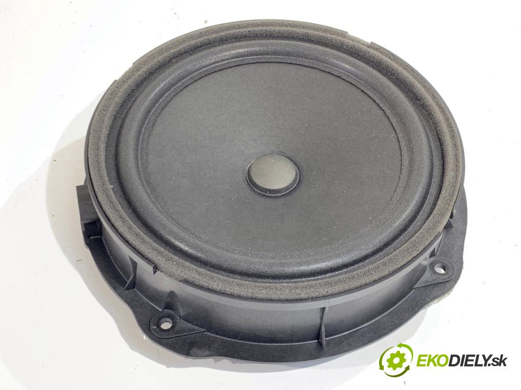 SEAT LEON III liftback 2017 132 kW 1.8 TSI 1798 reproduktory 5F0035415 5F0035411A