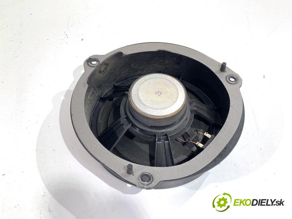 SEAT LEON III liftback 2017 132 kW 1.8 TSI 1798 reproduktory 5F0035415 5F0035411A