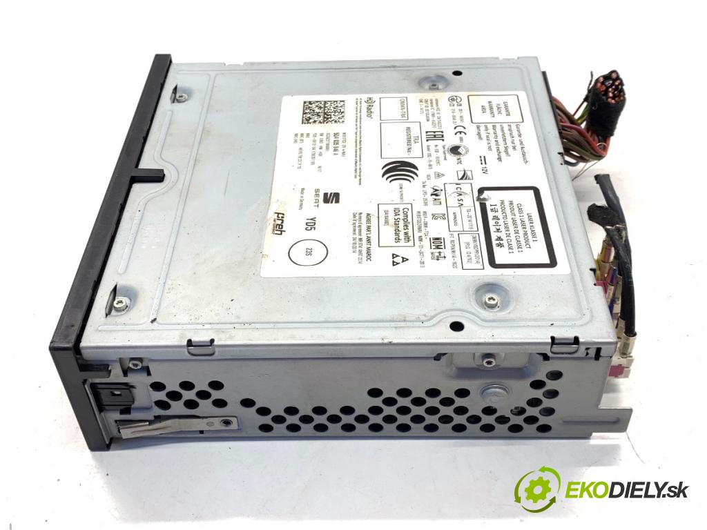 SEAT LEON III liftback 2017 132 kW 1.8 TSI 1798 CZYTNIK navigace 5QA035846A (Elektrosoučásti ostatní)