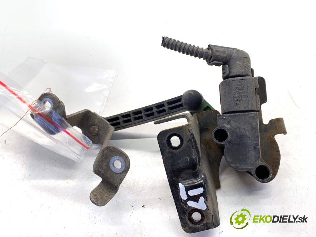 SEAT LEON III liftback 2017 132 kW 1.8 TSI 1798 Snímač XENON zad ľavy 5Q0512521J