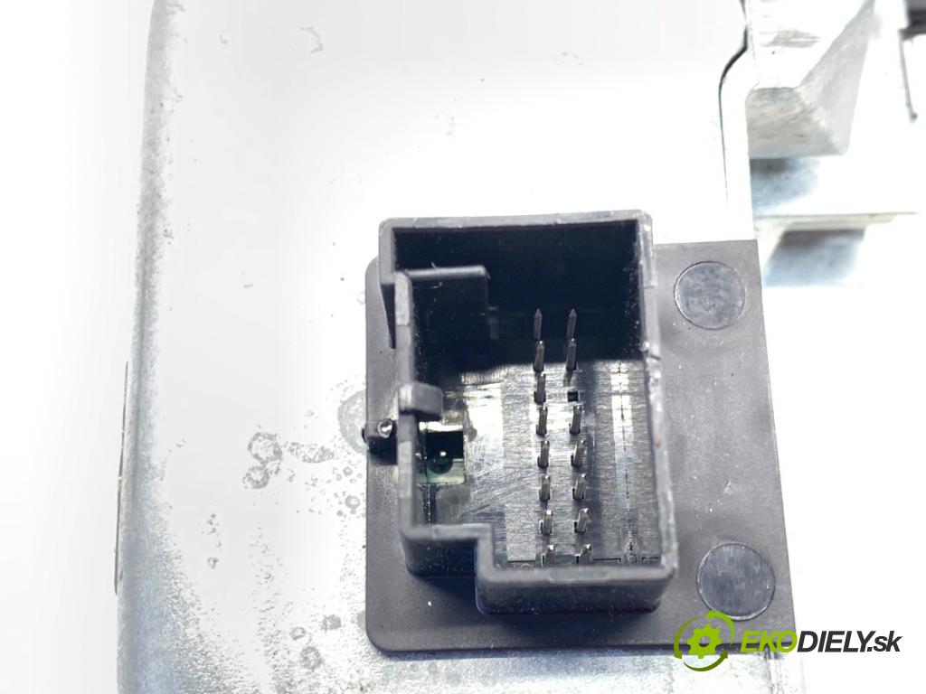 SEAT LEON III liftback 2017 132 kW 1.8 TSI 1798 blokáda volantu 5Q0905861A (Riadenie ostatné)