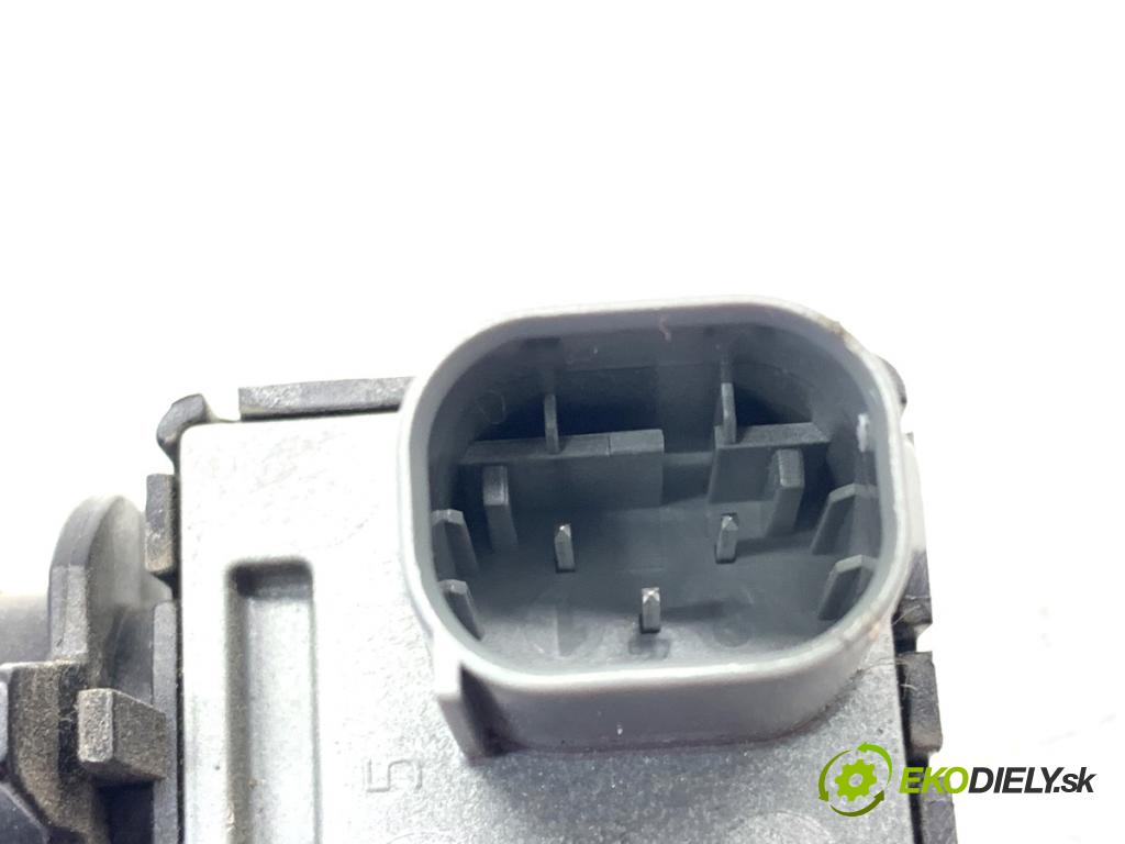 SEAT LEON III liftback 2017 132 kW 1.8 TSI 1798 snímač KVALITNÍ: vzduchu 5Q0907643C