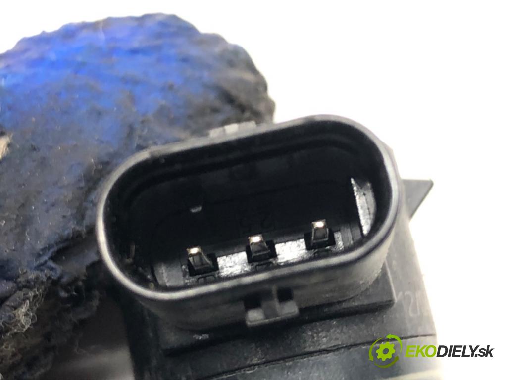 SEAT LEON III liftback 2017 132 kW 1.8 TSI 1798 snímač PDC 5Q0919275B