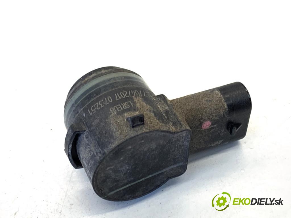 SEAT LEON III liftback 2017 132 kW 1.8 TSI 1798 snímač PDC 5Q0919275B