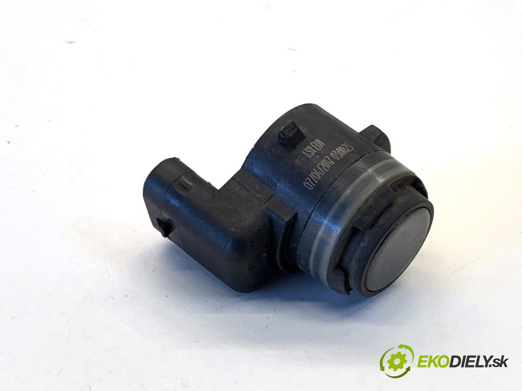 SEAT LEON III liftback 2017 132 kW 1.8 TSI 1798 snímač PDC 5Q0919275C