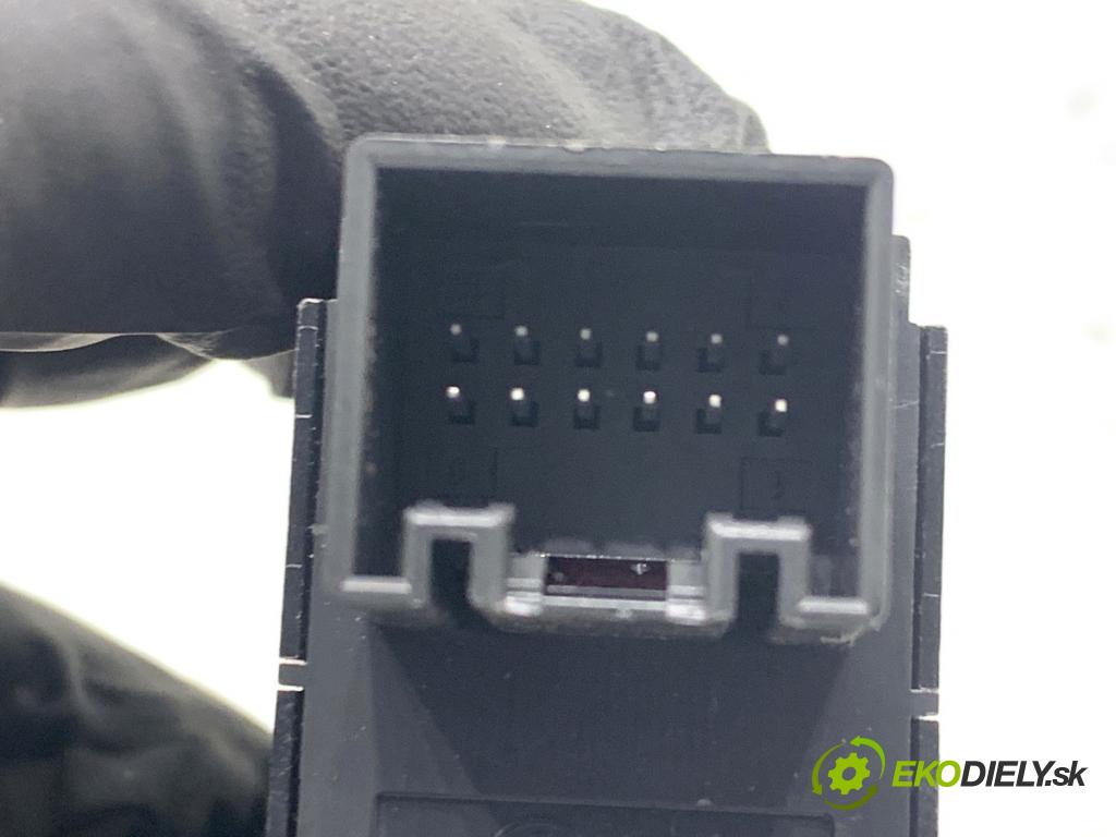 SEAT LEON III liftback 2017 132 kW 1.8 TSI 1798 Spínač brzdy ručnej brzdy 575927225 (Prepínacie páčky pod volantom)