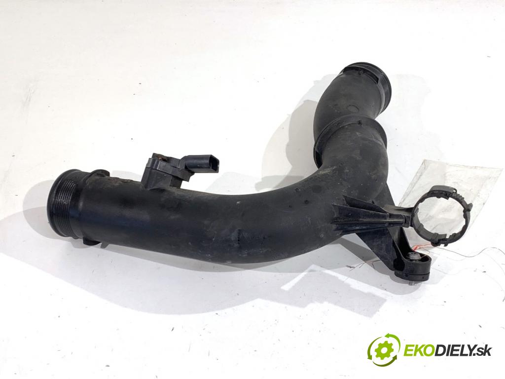 SEAT LEON III liftback 2017 132 kW 1.8 TSI 1798 Rúra vzduchu 5Q0145770