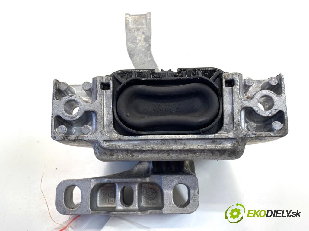 SEAT LEON III liftback 2017 132 kW 1.8 TSI 1798 AirBag Motor pravy 5Q0199262BK