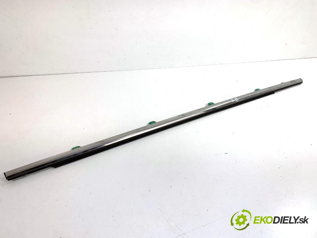 HONDA CR-V IV SUV 2016 118 kW 1.6 i-DTEC 4WD (RE6) 1597 lišta Sbírání: zadní část pravý 