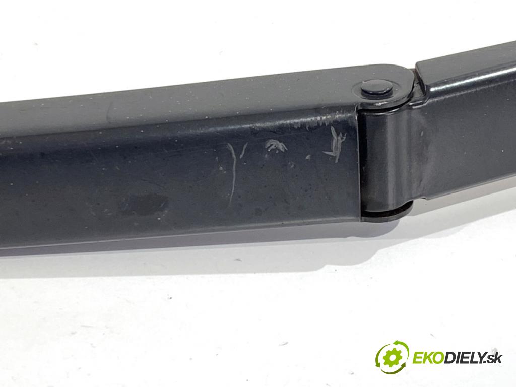 HONDA CR-V IV SUV 2016 118 kW 1.6 i-DTEC 4WD (RE6) 1597 Rameno stierače predný