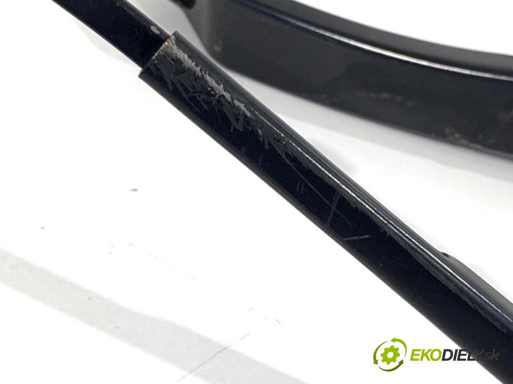 HONDA CR-V IV SUV 2016 118 kW 1.6 i-DTEC 4WD (RE6) 1597 Rameno stierače predný