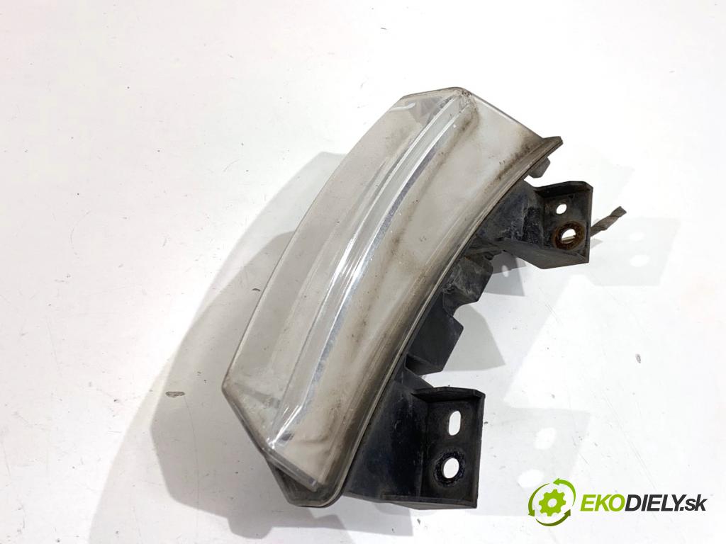 RENAULT MEGANE III liftback 2015 70 kW 1.5 dCi (BZ1G, BZ1W, BZ0R) 1461 světlo DRL: levý přední část 266055020R