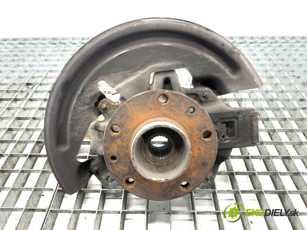 RENAULT MEGANE III liftback 2015 70 kW 1.5 dCi (BZ1G, BZ1W, BZ0R) 1461 náboj ľavy predný 