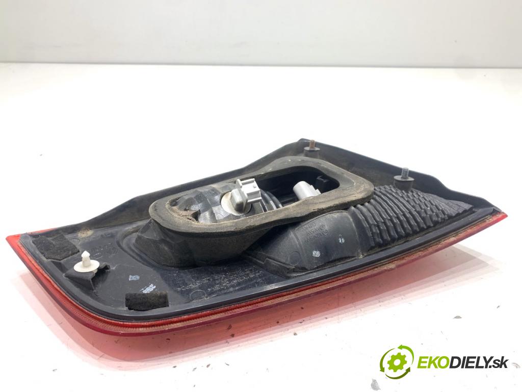 RENAULT KOLEOS I SUV 2012 110 kW 2.0 dCi (HY0K) 1995 světlo zadní část pravá vnitřní 26550-JY05A (Klika dveří ostatní)